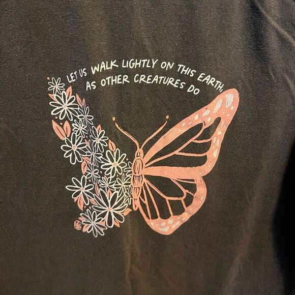Comfort Colors Butterfly graphic shirt - Picture 3 of 6